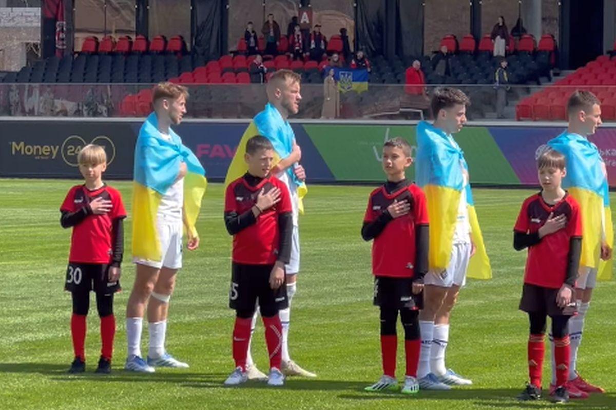 Meciul lui Dinamo Kiev, încheiat la aproape 3 ore de la start