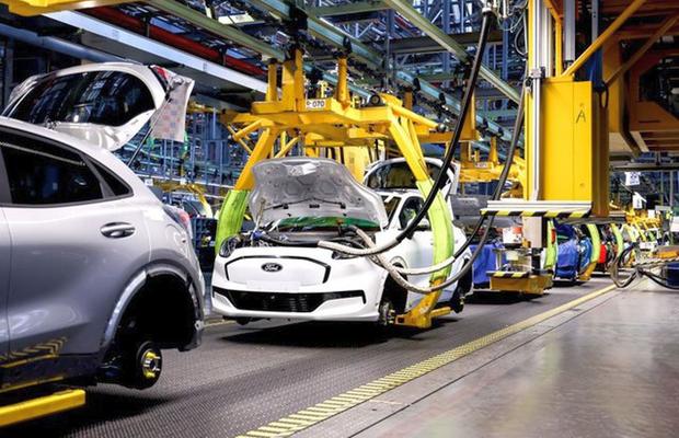 Prima mașină electrică fabricată în România ajunge la clienți în această primăvară » Cum arată modelul produs la Craiova