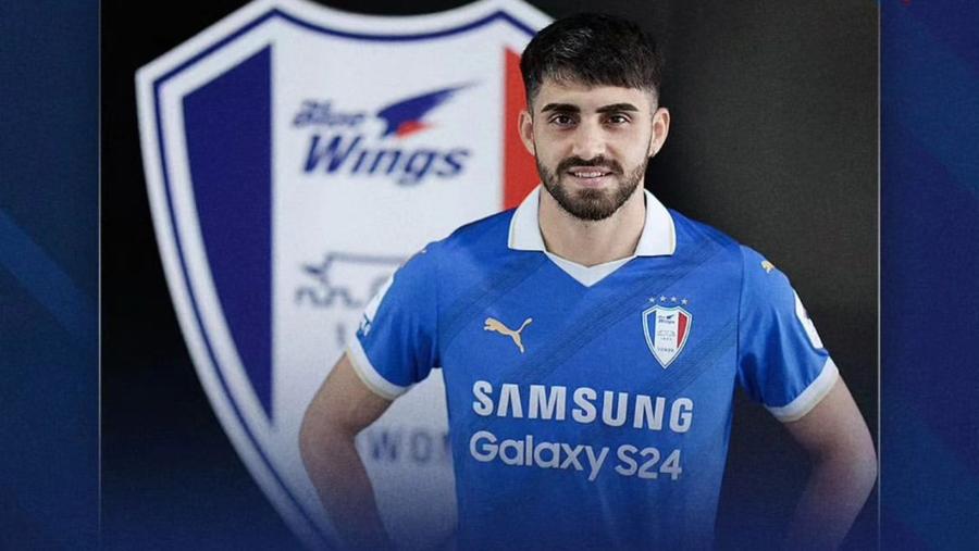 Sebastian Mailat a avut până acum o singură experiență externă, la Samsung Suwon Bluewings, în Coreea de Sud, 2024 Sebastian Mailat, confesiunile omului-locomotivă de la Botoșani: „Mi-aș da un salariu de 50.000 euro pe lună!” + Conflict în vestiarul lui CFR: „S-au împins, unul a căzut”