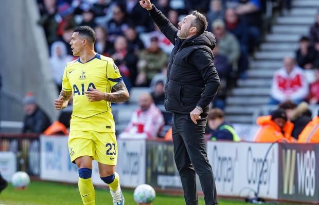 Prăbușirea lui Tottenham continuă și la debutul lui De Zerbi! + Decizia luată de italian în cazul lui Drăgușin