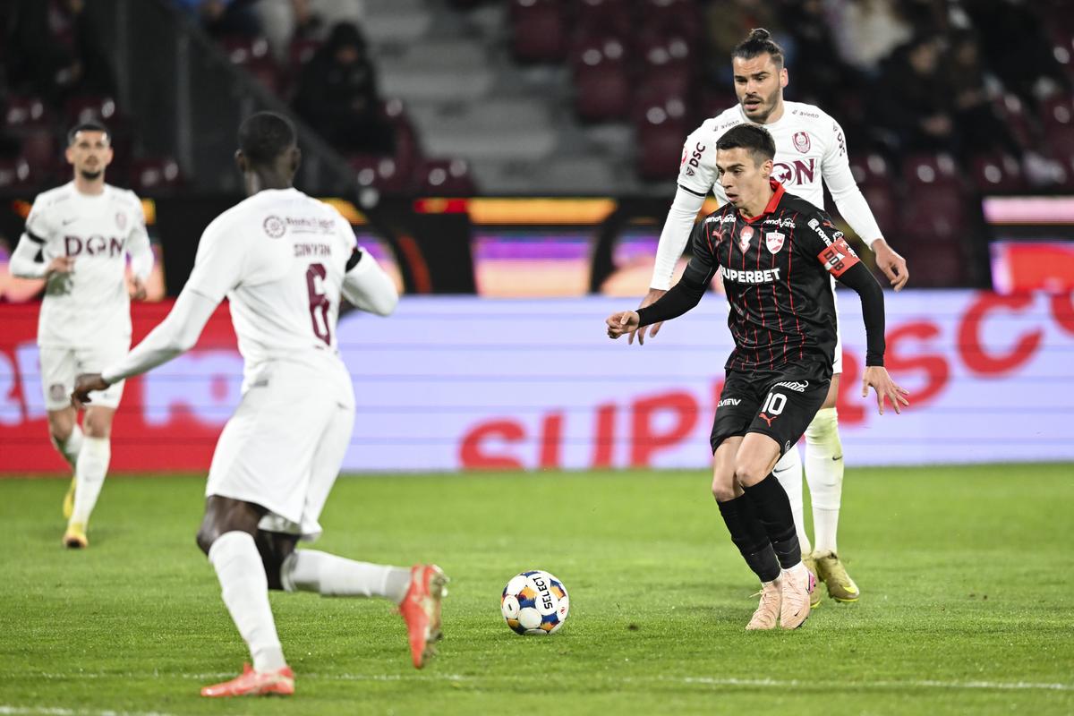 CFR Cluj - Dinamo, în etapa #4 din play-off // foto: Imago