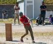 VIDEO + FOTO Spectacol inedit în stațiunea Olimp! Meciuri intense de cricket pe plajă :D