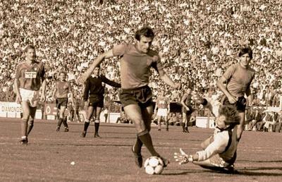 Mircea Lucescu pune Craiova Maxima peste Steaua '86: „A avut adversare tari! Nu Kuusysi, nu Vejle, nu Honved!” + o lecție de pe Netflix
