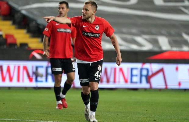 Bogdan Stancu și Alexandru Maxim, spectacol total în Turcia! 17 goluri înscrise în două meciuri, „Motanul” a reușit un hat-trick
