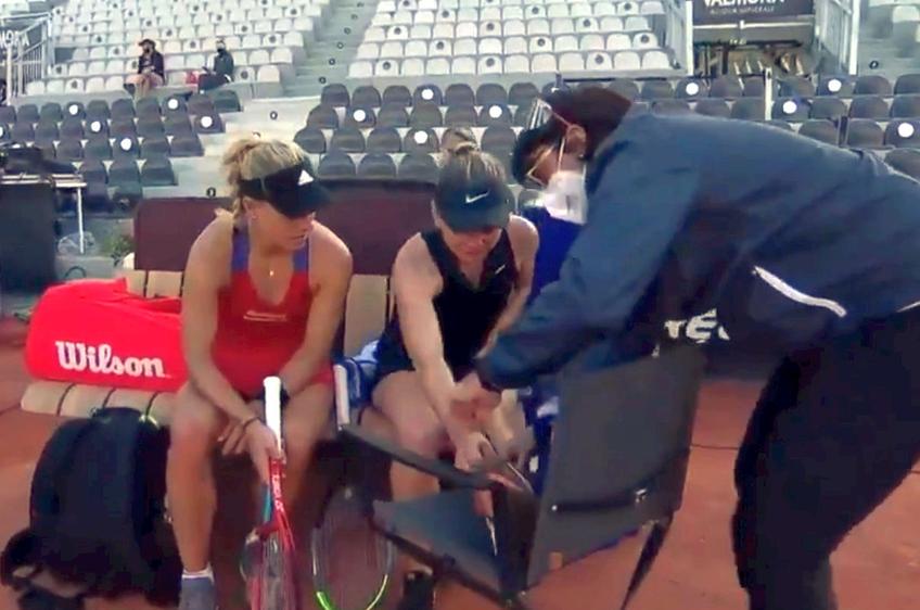 Simona Halep a abandonat în turul II al turneului de la Roma