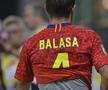 Tatăl fotbalistului umilit de Becali: „Am plecat din fața televizorului când l-a schimbat! Aveam lacrimi în ochi”