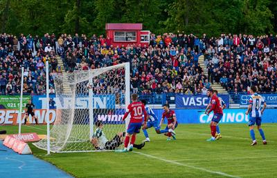 Lovitură după lovitură pentru Steaua » Legea lui Dîncu a primit un nou aviz negativ