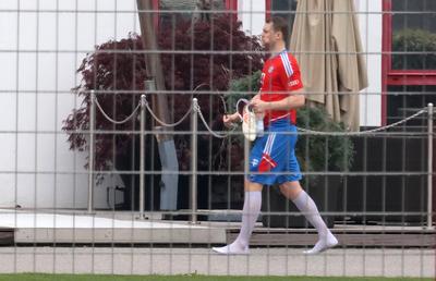 Manuel Neuer a revenit de câteva zile la antrenamentele lui Bayern, la cinci luni după accidentul de la schi