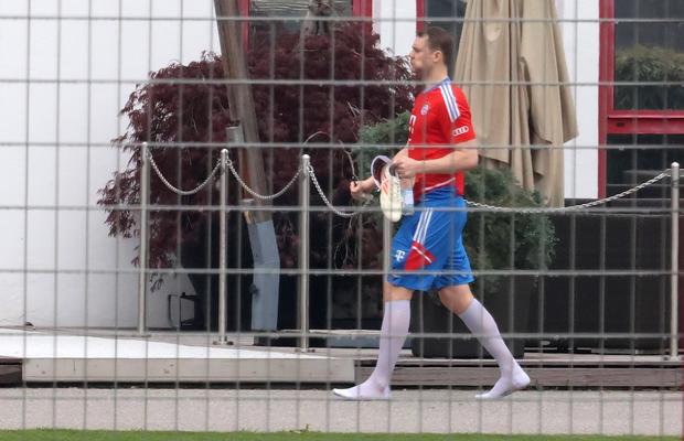 Manuel Neuer a revenit de câteva zile la antrenamentele lui Bayern, la cinci luni după accidentul de la schi