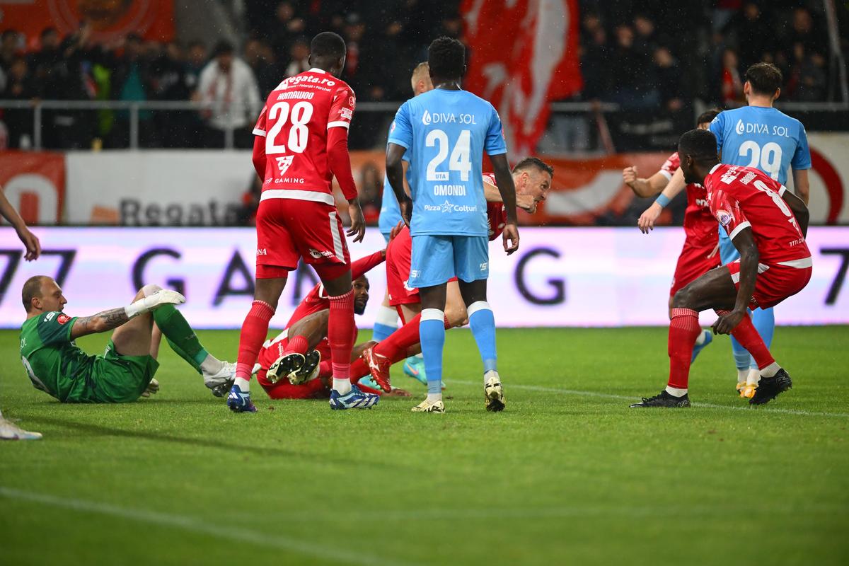 Dinamo și Botoșani joacă meciurile decisive pentru salvare în deplasare