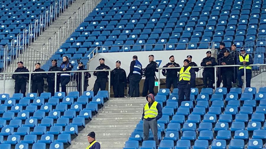 Ultrașii lui FCU Craiova, mesaj grobian pentru Mititelu » Scandal monstru: „Vă măcelărim”