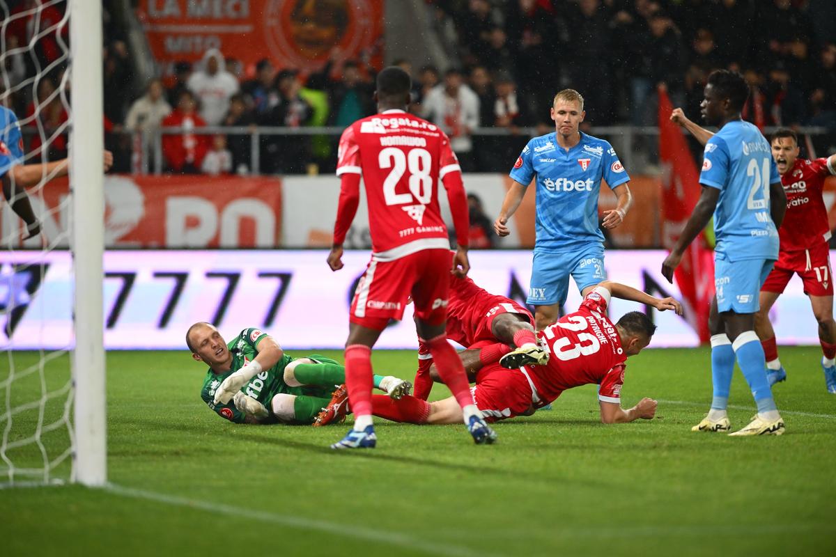 Gafele lui Danylo Kucher în Dinamo - UTA