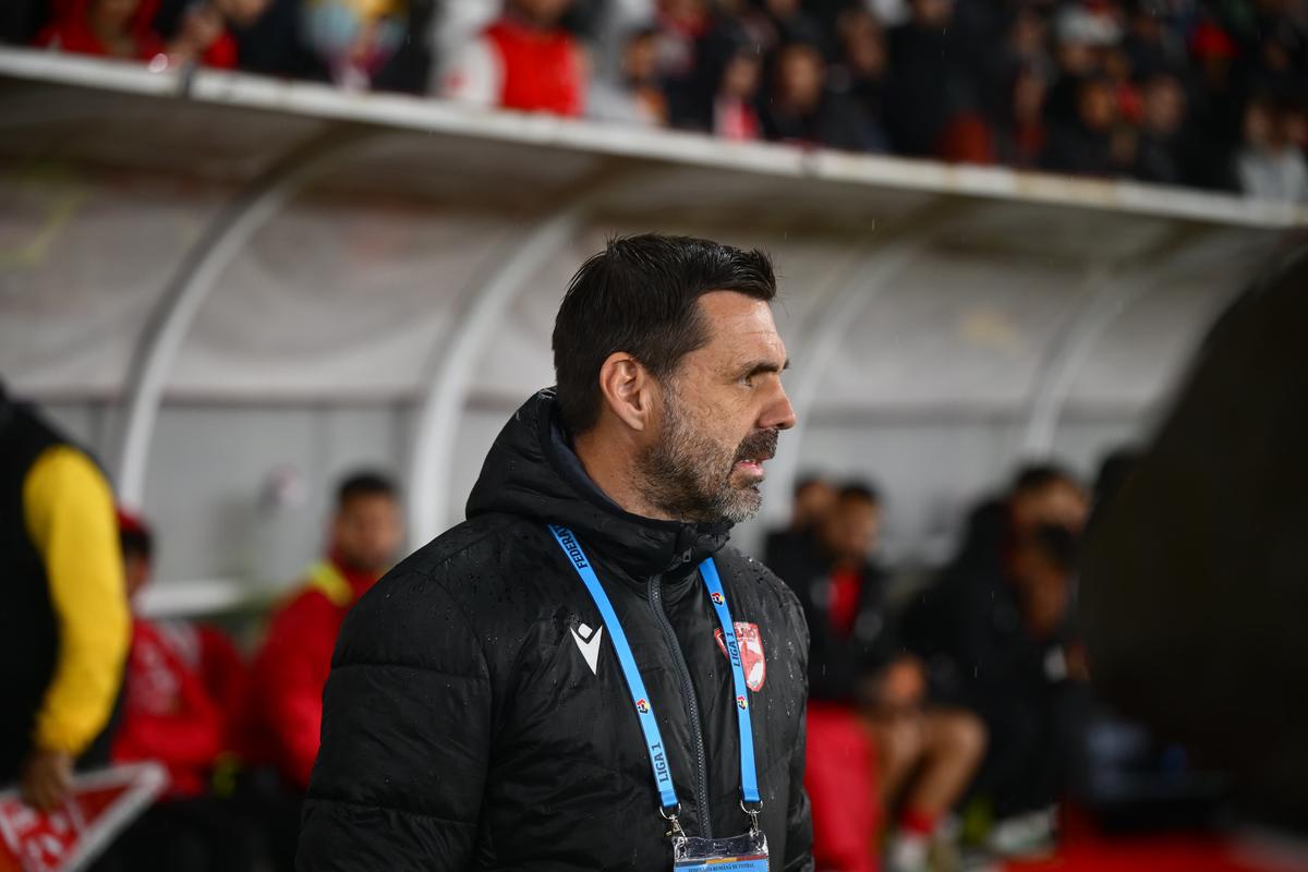 Dinamo - UTA Arad