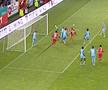 Omul băgat special de Rednic cu Dinamo, două gafe de amator în 5 minute!