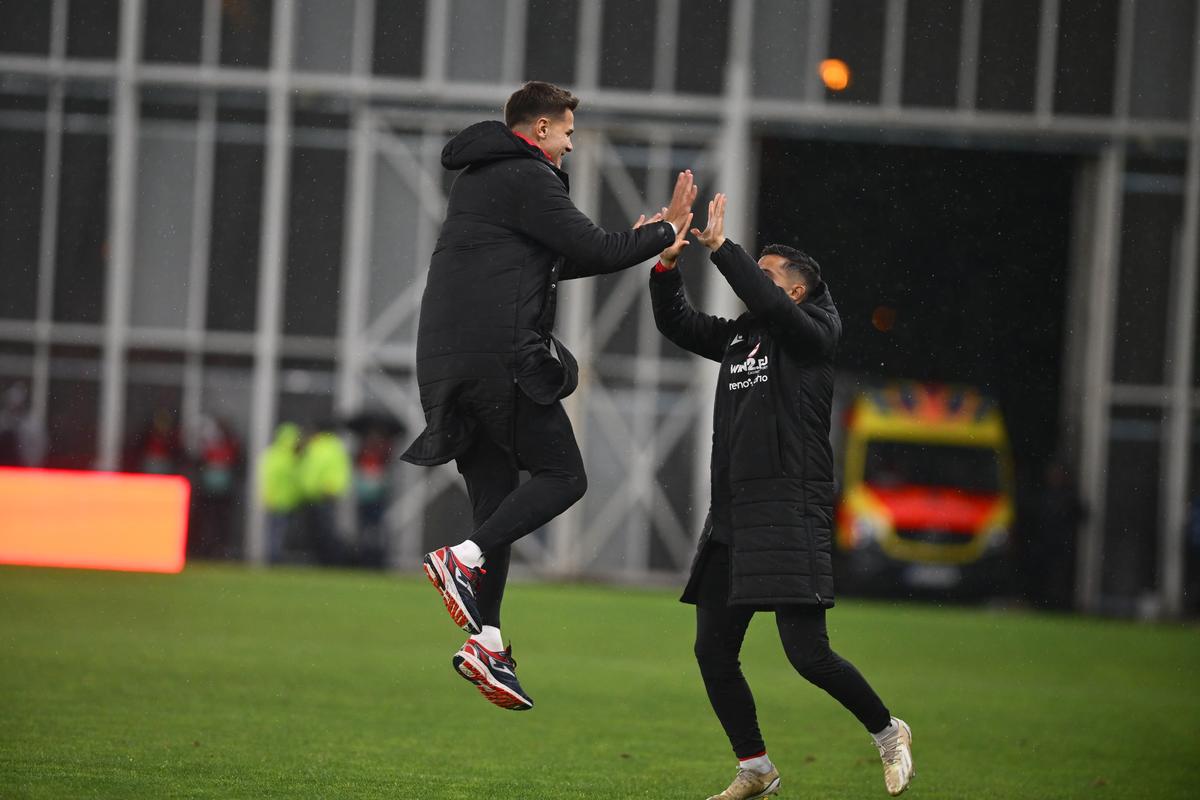 Dinamo a evitat dezastrul, dar are o MARE problemă la baraj
