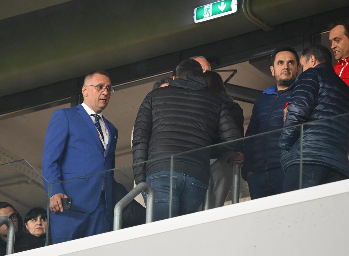 Dinamo a evitat dezastrul, dar are o MARE problemă la baraj
