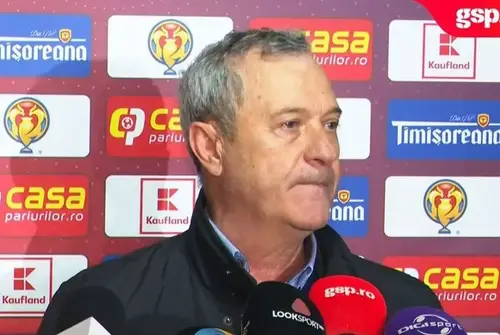 Mircea Rednic (62 de ani), antrenorul de la UTA, a fost foarte dezamăgit de atitudinea pe care au avut-o jucătorii săi în eșecul cu Dinamo, scor 0-2, în runda cu numărul #9 din play-out-ul Superligii.