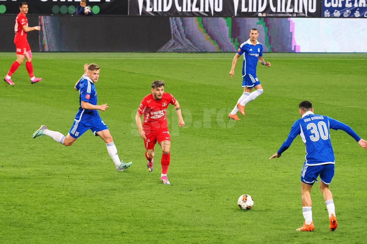 Fotbalistul lui Adrian Mititelu s-a transferat în Superliga: „Îi urăm bun venit în legendarul tricou roș-alb!”