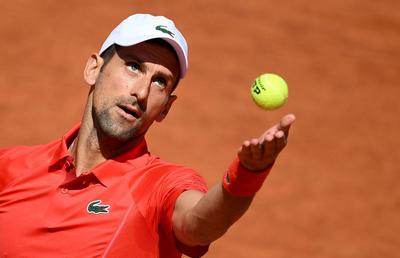 L-a „dereglat” incidentul cu sticla? Novak Djokovic, după eliminarea-șoc de la Roma: „N-am avut echilibru și coordonare. O să fac investigații”