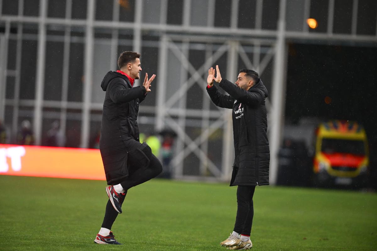 Dinamo și Botoșani joacă meciurile decisive pentru salvare în deplasare