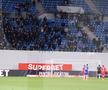 FCU Craiova - Hermannstadt. Scaune aruncate pe teren, meci întrerupt/ foto: Ionuț Iordache (GSP)