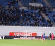 FCU Craiova - Hermannstadt. Scaune aruncate pe teren, meci întrerupt/ foto: Ionuț Iordache (GSP)