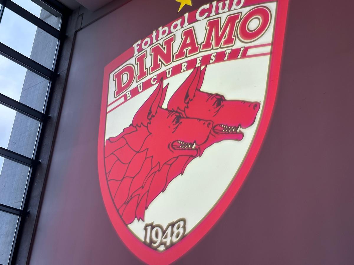 Meniul primit la VIP înainte de Dinamo - Rapid // foto: Ionuț Iordache (GSP)