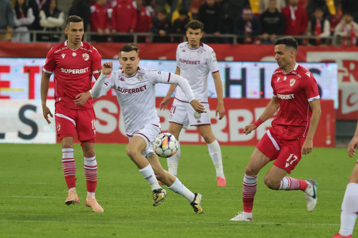 Dinamo intră la negocieri cu Hagi » Cât trebuie să achite „câinii” pentru noul transfer