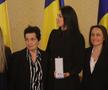 Cristina Neagu a fost decorată de Ilie Bolojan, la Palatul Cotroceni. Foto: Ionuț Iordache (GSP.RO)