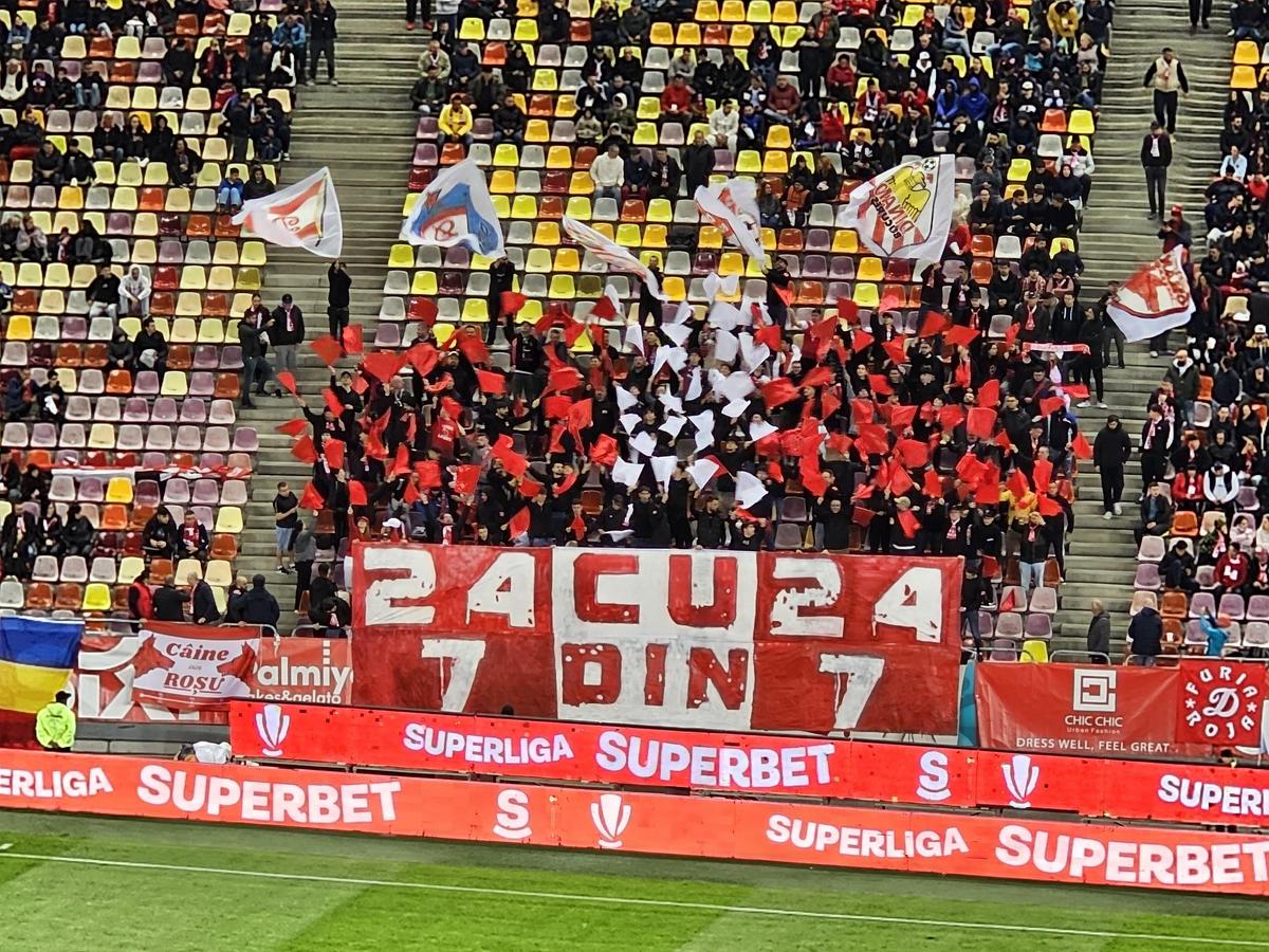 Toate mesajele galeriilor de la Dinamo - Rapid! Peluza Sud, în război cu șefii, ironia rapidiștilor
