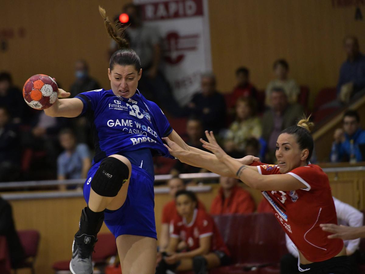 Imediat după bronzul din Cupa României, și-a anunțat retragerea din handbal