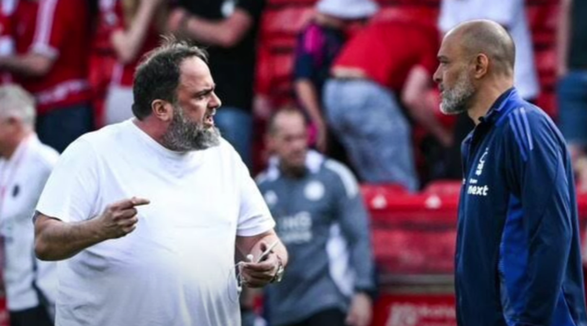 Nottingham Forest - Leicester // Evangelis Marinakis a coborât pe teren să îl mustreze pe Nuno Espirito Santo