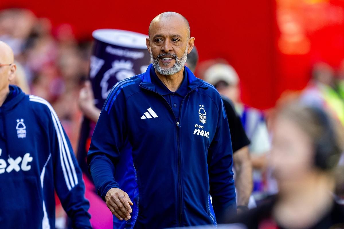 Nottingham Forest - Leicester // Evangelis Marinakis a coborât pe teren să îl mustreze pe Nuno Espirito Santo
