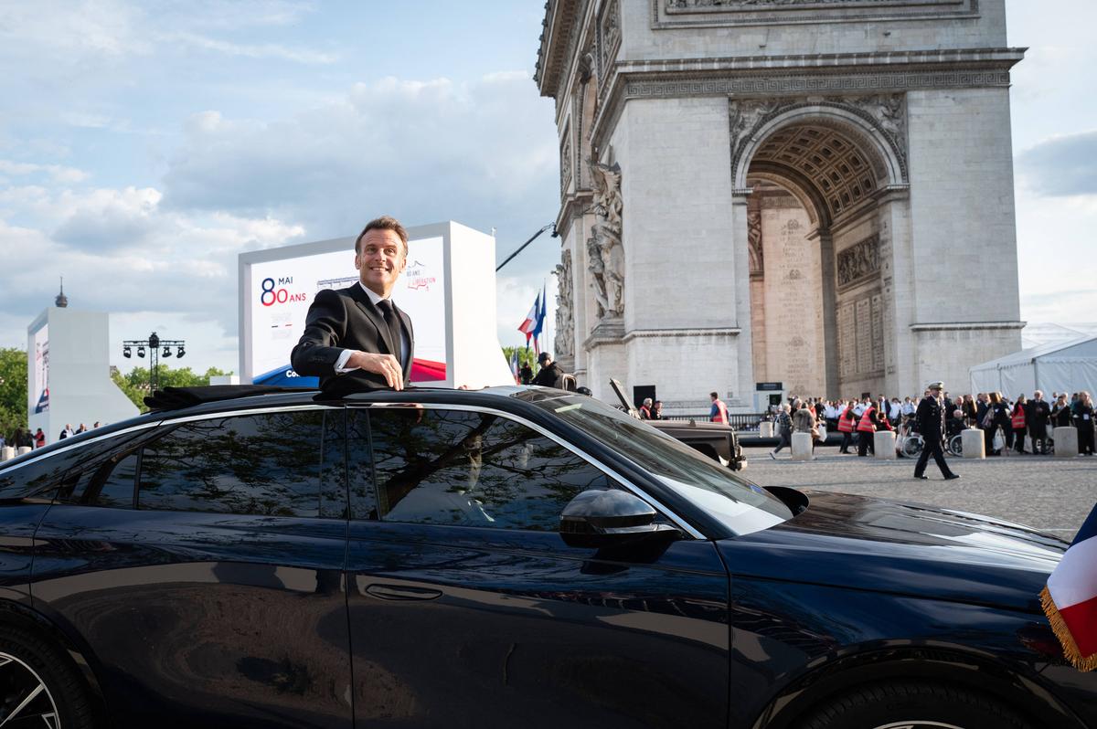 Președintele Franței va avea o mașină unică în lume! Imagini senzaționale cu SUV-ul electric