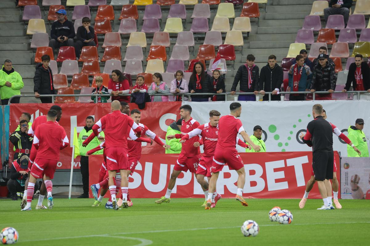 Imagini înainte de Dinamo - Rapid // foto: Ionuț Iordache (GSP)