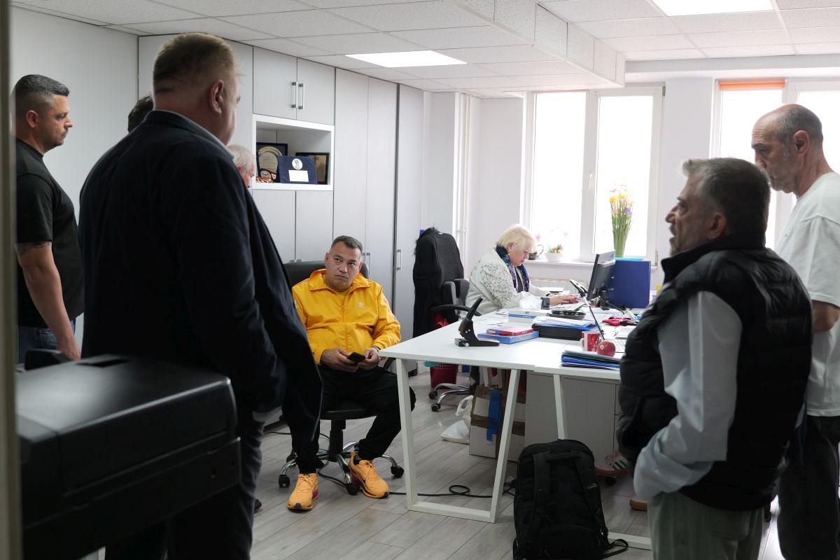 Demers de demitere a președintelui la sediul Federației Române de Box