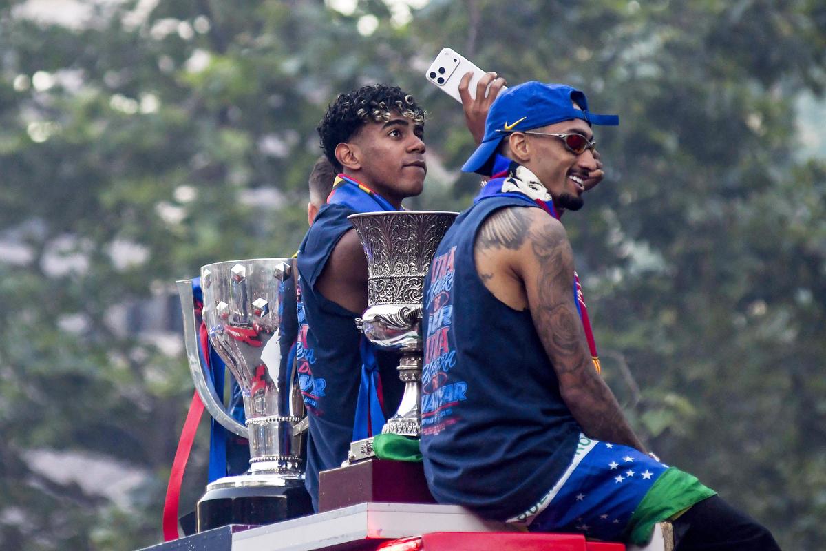 FC Barcelona, paradă după câștigarea titlului cu numărul 29