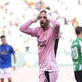 Real Oviedo, echipa lui Daniel Paraschiv, a retrogradat din Spania // foto: Imago