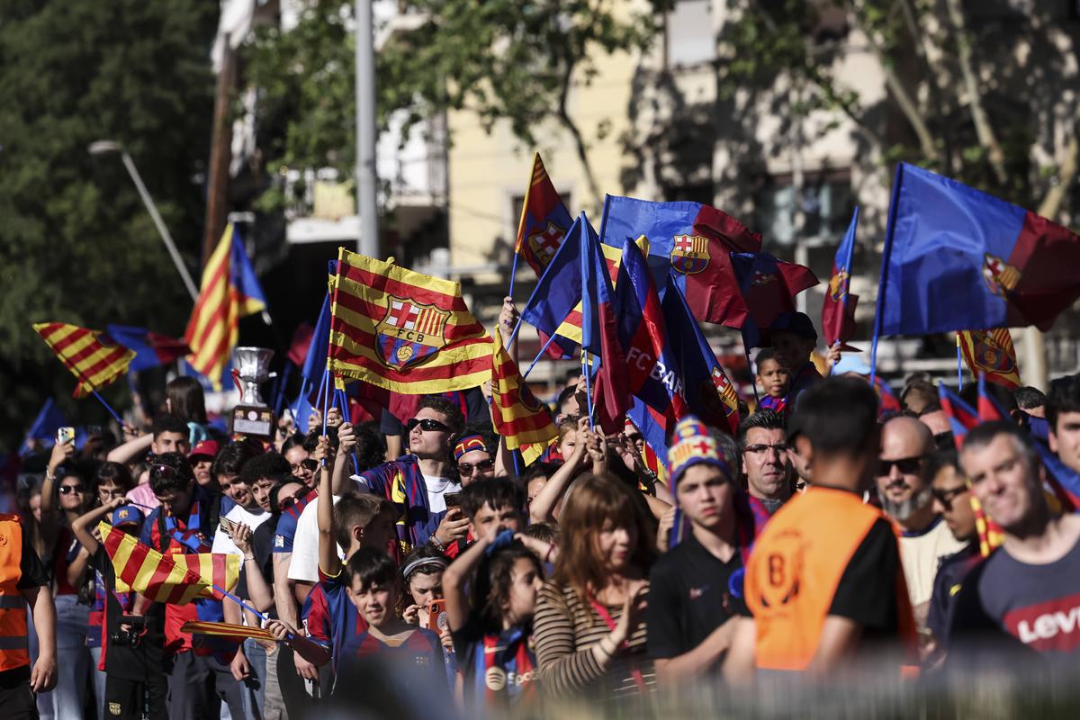 FC Barcelona, paradă după câștigarea titlului cu numărul 29