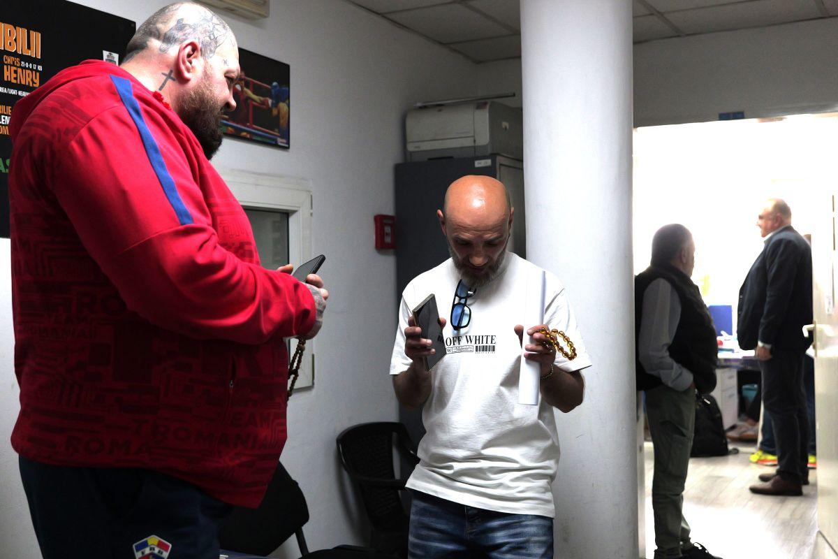 Demers de demitere a președintelui la sediul Federației Române de Box