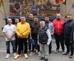 Fotografie de grup cu contestatarii lui Vasile Cîtea. Foto: Andrei Furnigă, GSP