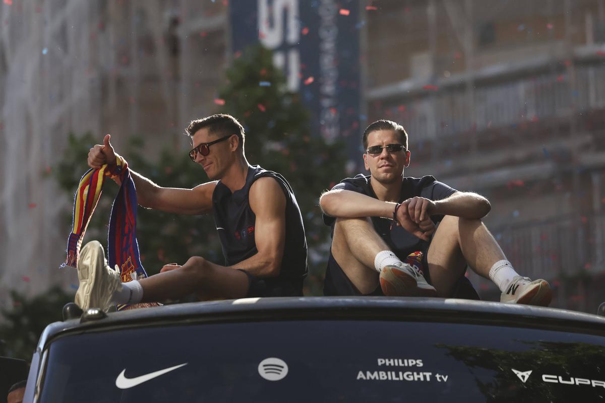 FC Barcelona, paradă după câștigarea titlului cu numărul 29
