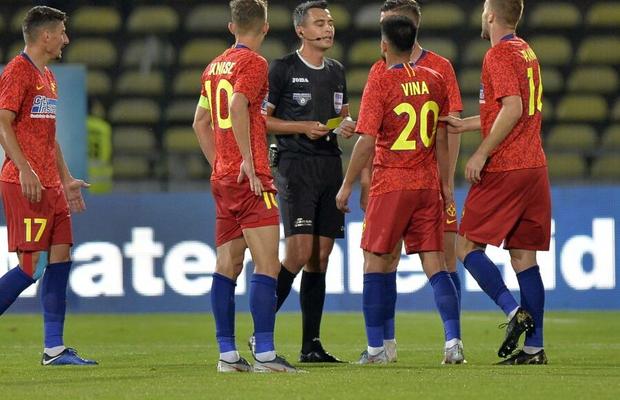 Un fotbalist trecut pe linie moartă la FCSB este cerut titular: „Jucătorul meu preferat nu joacă! Îi trebuie libertate să se exprime”
