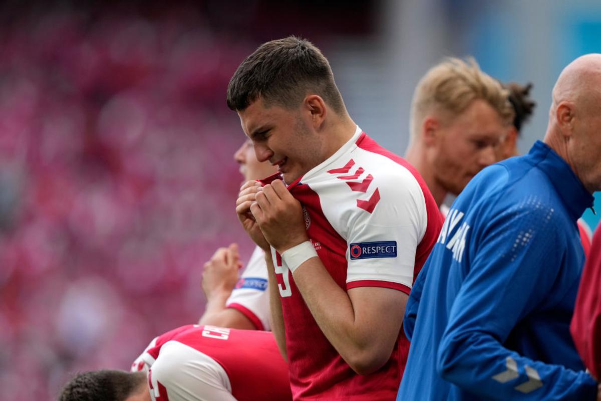 Momente dramatice în Danemarca - Finlanda. Christian Eriksen, resuscitat pe gazon