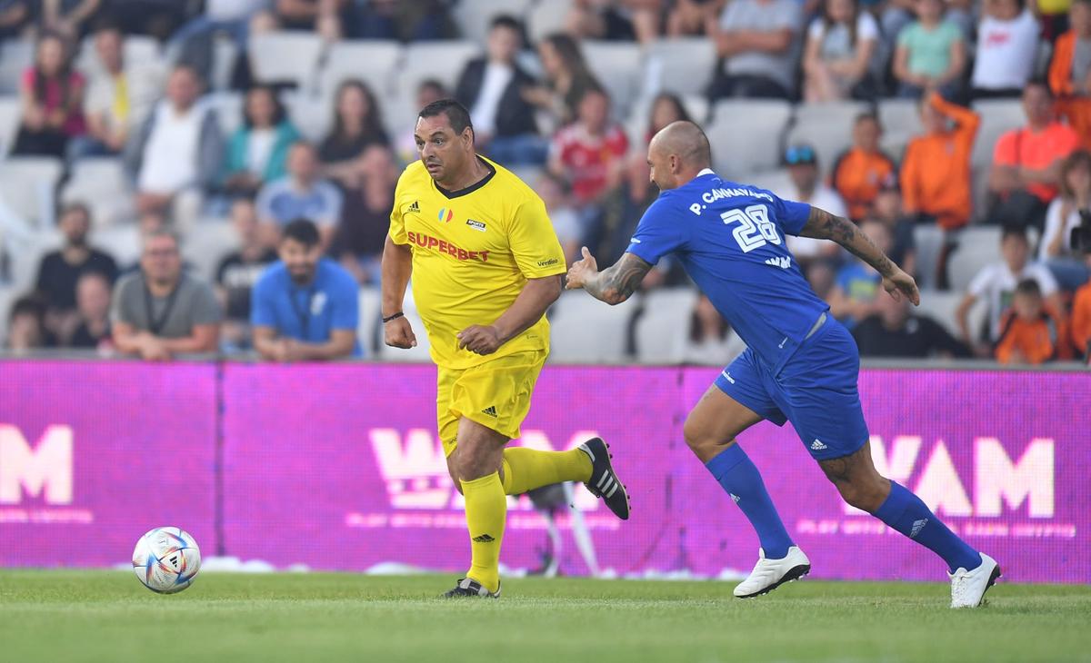 Ce au spus vedetele aduse de Mutu la Cluj: „Nu-l mai văzusem niciodată live pe Hagi”