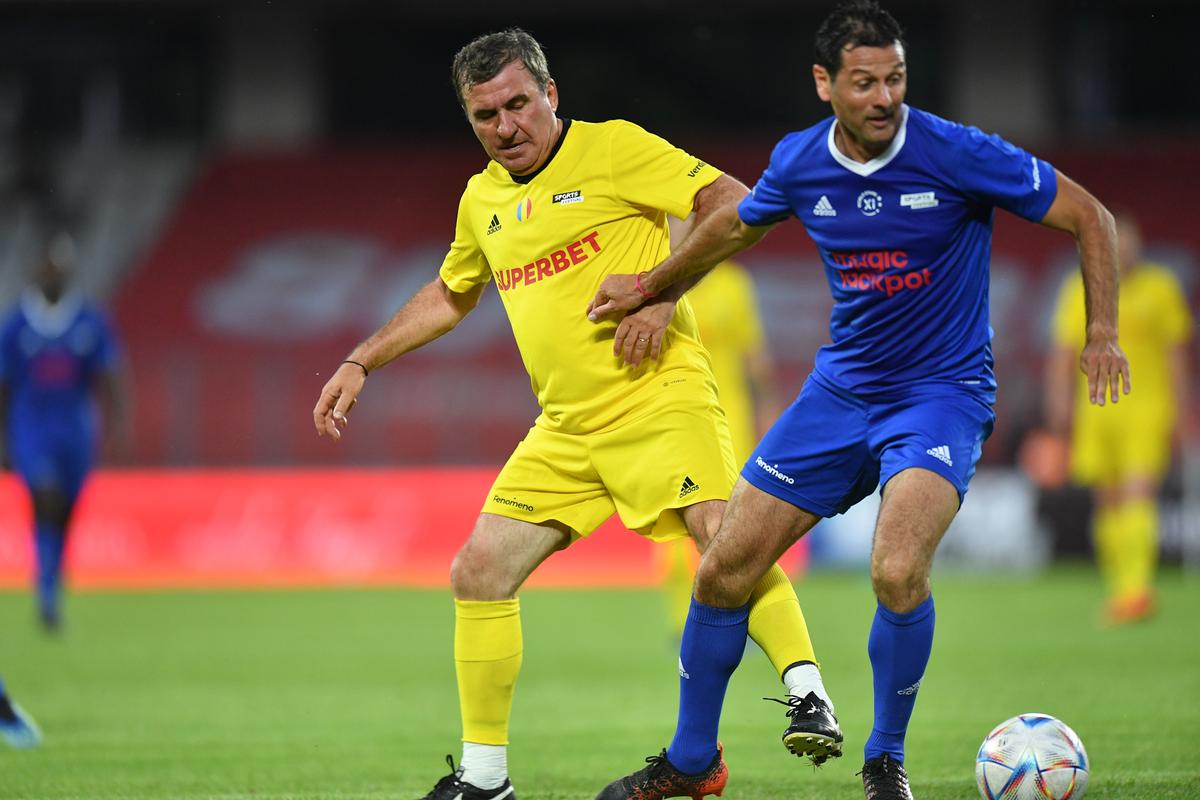 Mutu: „A fost o seară minunată! Eram puțin panicat când am văzut că lumea a intrat pe teren și fiul meu era pe bancă”