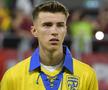 România - Finlanda 1-0 » Adrian Mutu (43 de ani), antrenorul Rapidului, n-a fost convins de evoluția lui Octavian Popescu (19), extrema stângă de la FCSB schimbată după 54 de minute.