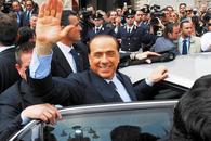 Averea uriașă pe care o lasă în urmă Silvio Berlusconi. Cine împarte miliardele