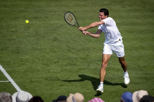 Milos Raonic în timpul meciului cu Miomir Kecmanovic Foto Imago