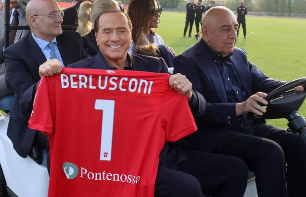 Cristian Gațu a fost prieten cu Silvio Berlusconi și i-a antrenat fiul în Italia: „Mi-a trimis 20.000 de dolari la bancă, plus trei TIR-uri mari cu echipament!”